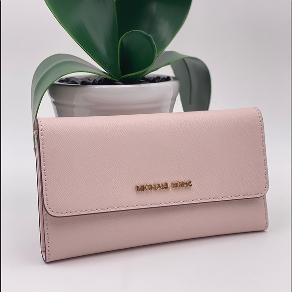 Michael Kors Trifold Wallet Powder Blush - Picture 3 of 8